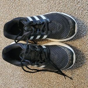 Women's Adidas cloudfoam sneakers